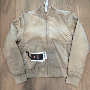 NWT Lululemon Non Stop Reversible Bomber in Trench